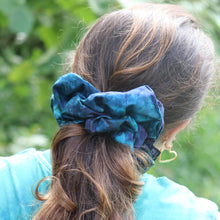 Load image into Gallery viewer, Honu Honey (Ocean Tie Dye)-XXXL Scrunchie