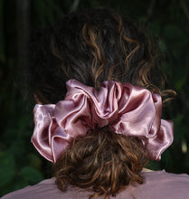 Load image into Gallery viewer, Goddess Hina (Mulberry Creme)-XXXL Scrunchie
